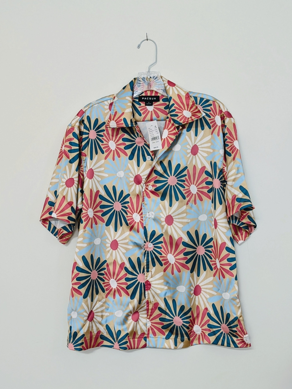 NWT Small Pacsun Cropped Daisy Satin Camp Shirt